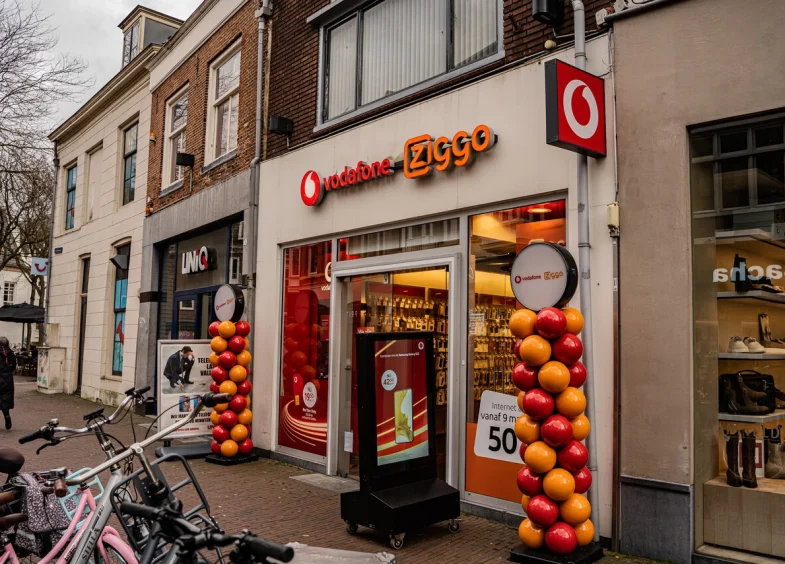 Trabajo Bisan Vodafone Ziggo Columna Display